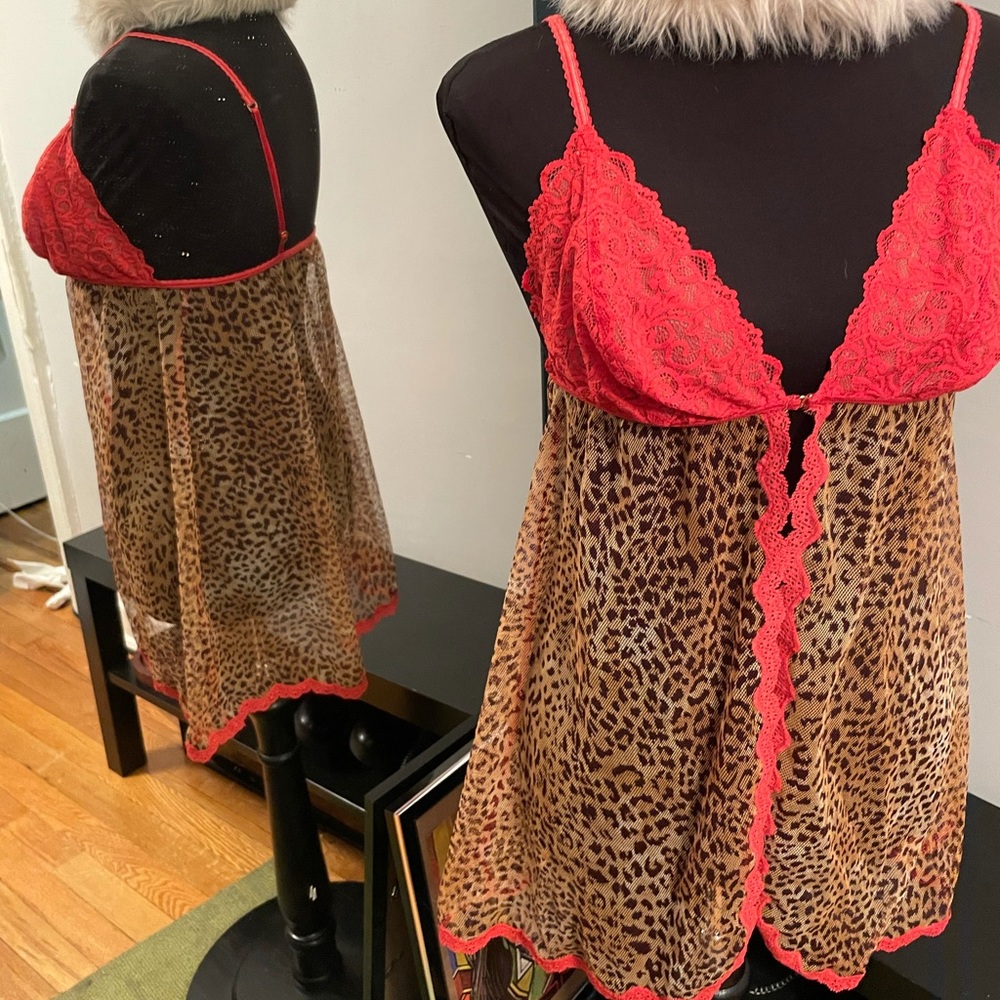 Victoria’s Secret M leopard print coral pink teddy